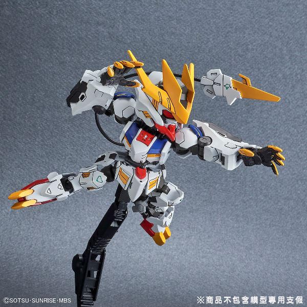 【BANDAI】組裝模型 SD鋼彈 CROSS SILHOUETTE系列 鐵血孤兒 天狼王型獵魔鋼彈 16