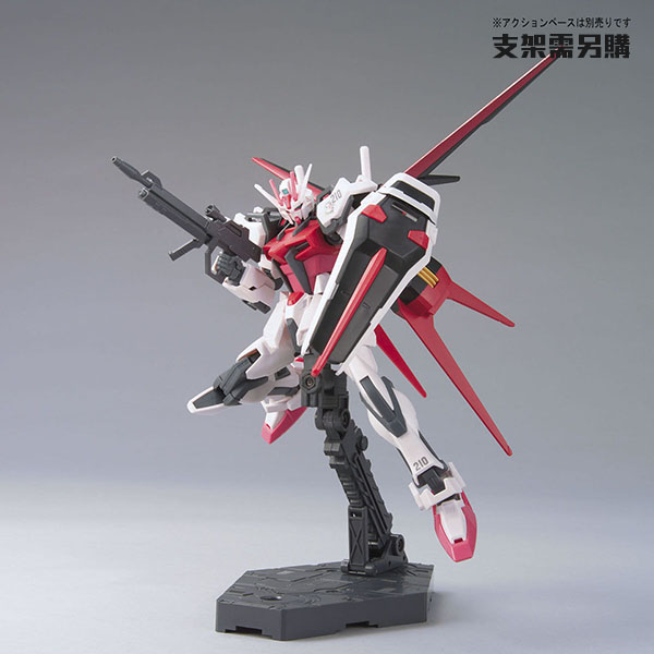 【現貨】BANDAI 代理版 組裝模型 HGCE 1/144 機動戰士鋼彈 SEED 嫣紅攻擊鋼彈 176
